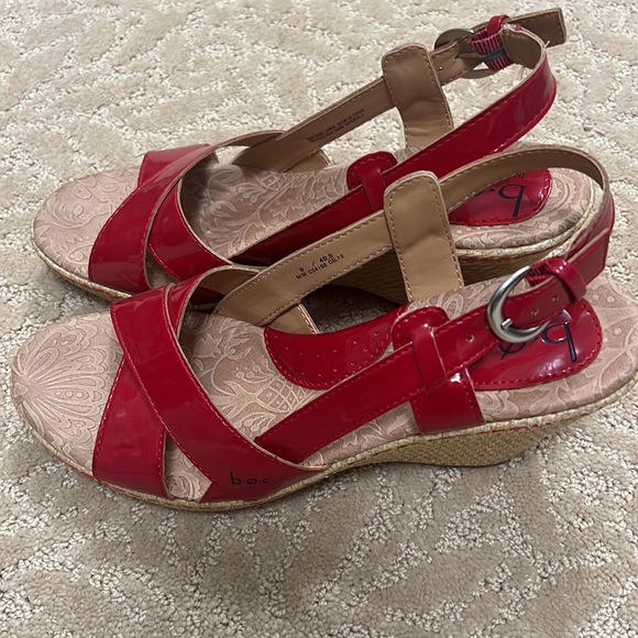 Boc Patent leather red sandals wedge - Picture 2 of 6